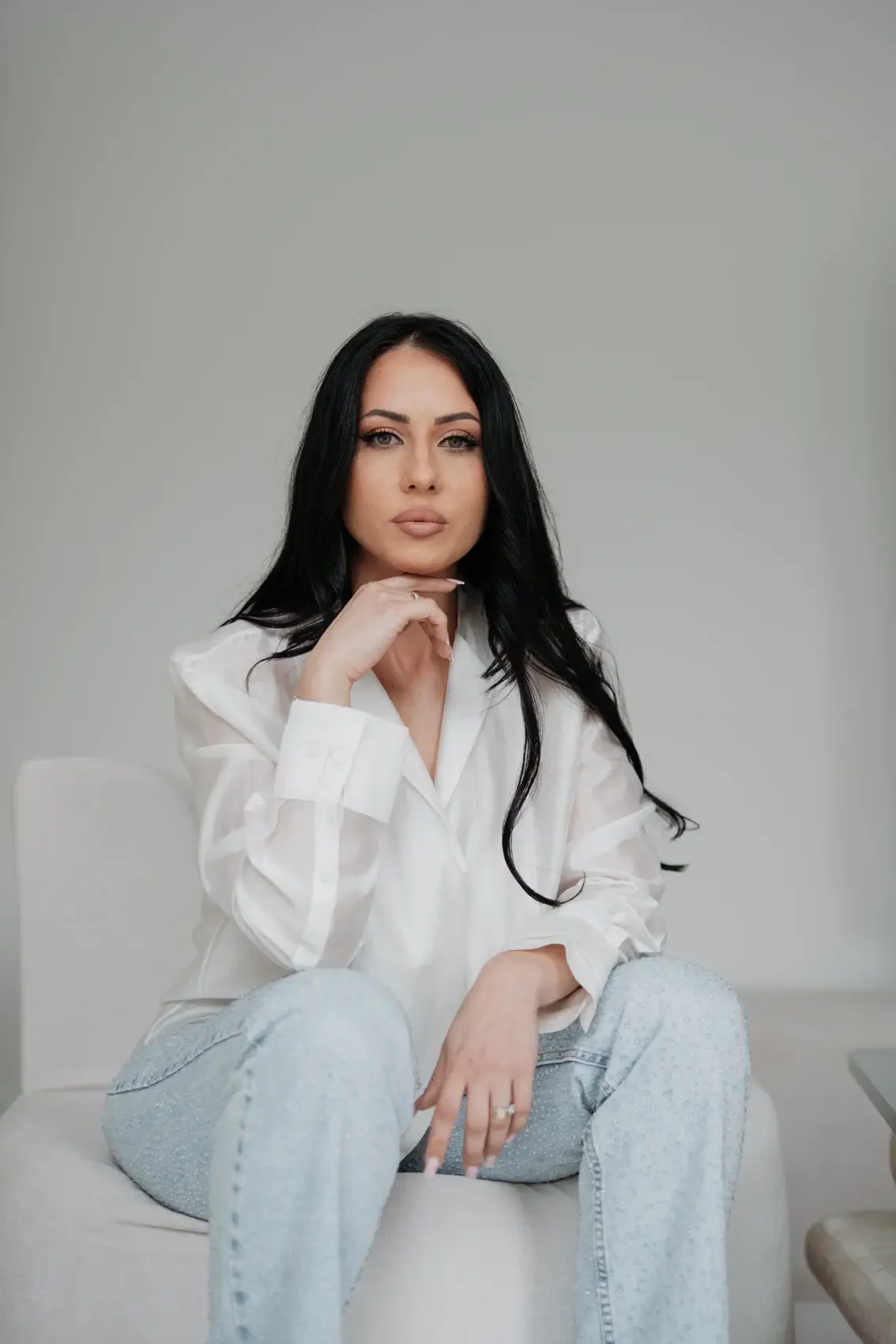 Elegant occasion styling by Mihaela Taban